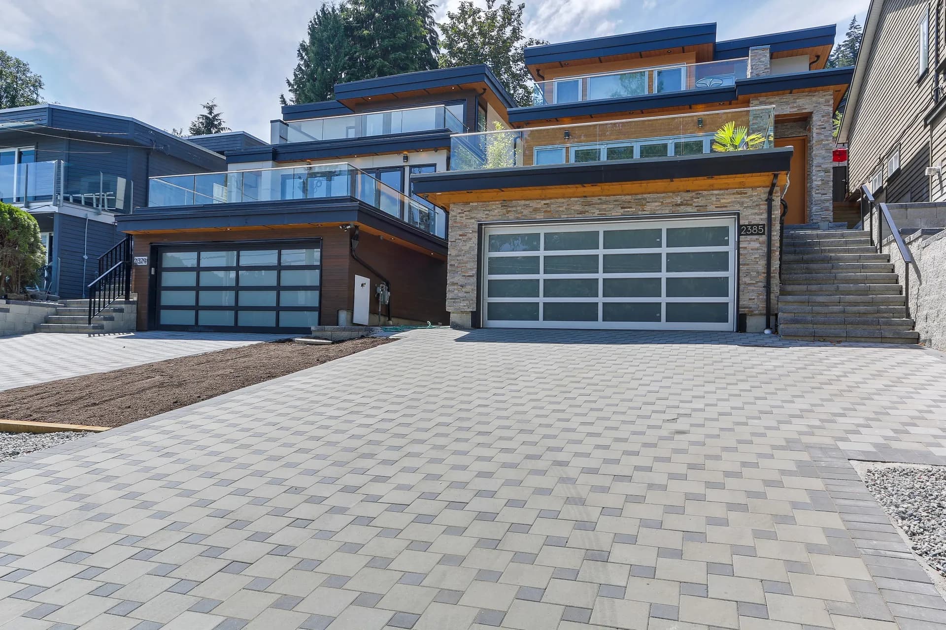 Deep Cove West Coast modern home with waterfront views