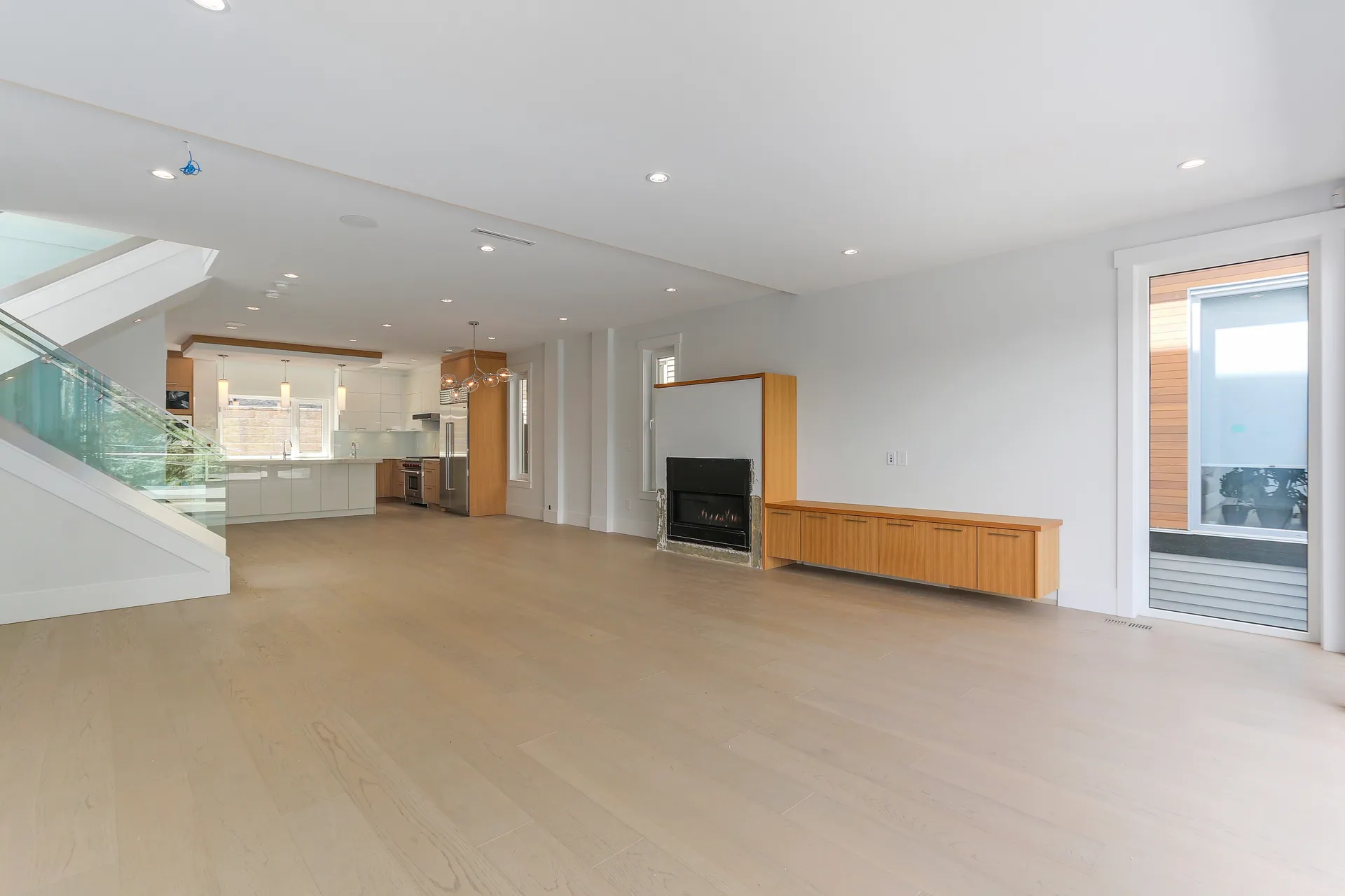 Deep Cove West Coast modern home with waterfront views, view 4