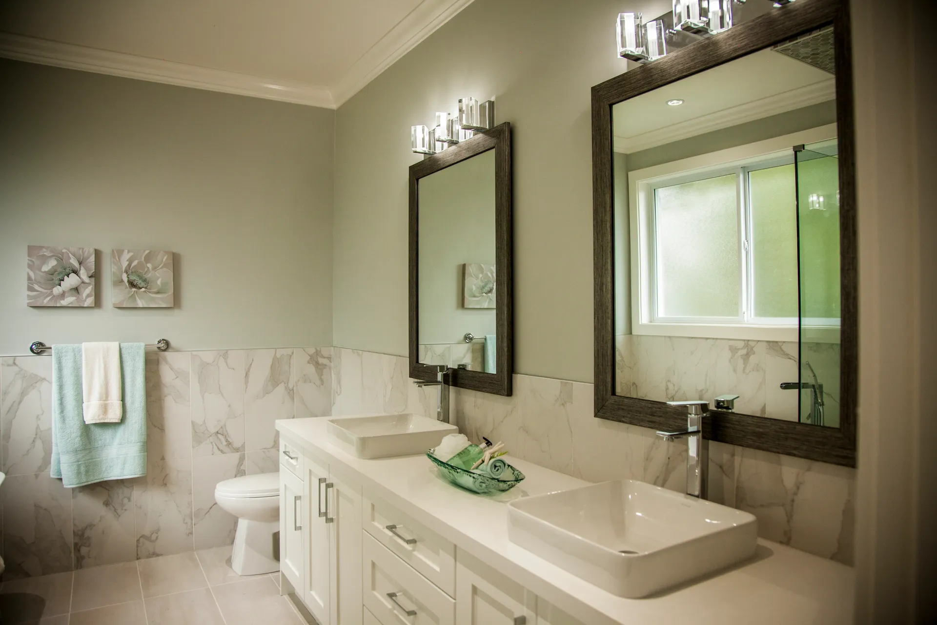 Maple Ridge custom home, open living and kitchen, view 5