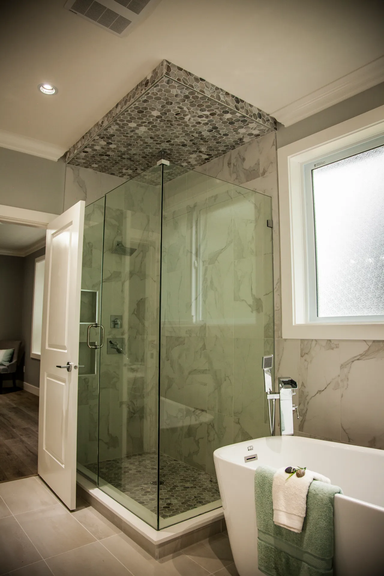 Maple Ridge custom home, open living and kitchen, view 7